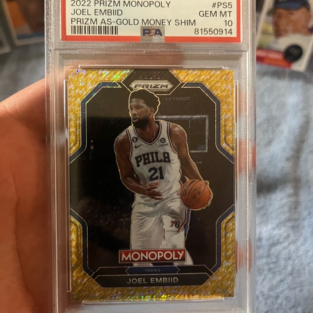 2022 prizm monopoly gold money shimmer. Short print run of 208/500 psa10